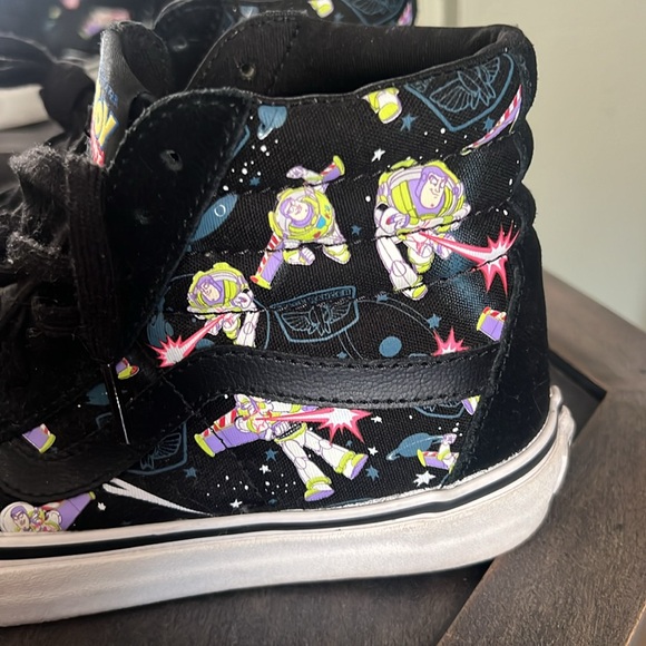Vans, Toy Story, size 6, high tops - Picture 3 of 11